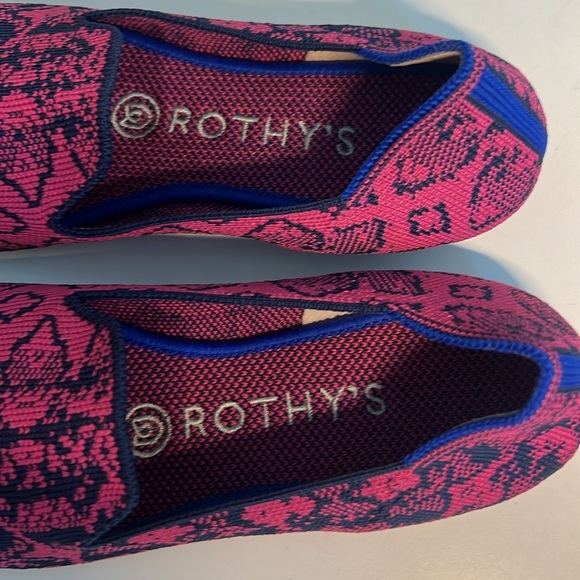 Rothys Fuchsia Navy Snakeskin Python Print Women’s Size 6.5 - Picture 5 of 16